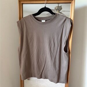 H&M Brown Muscle Tee Relaxed Fit